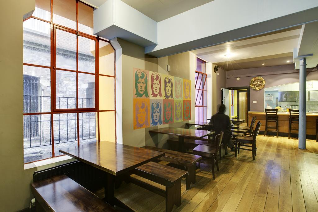 Sky Backpackers Hostel ดับลิน ภายนอก รูปภาพ