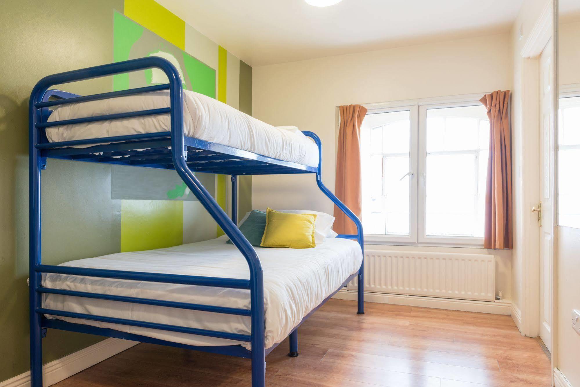 Sky Backpackers Hostel ดับลิน ภายนอก รูปภาพ